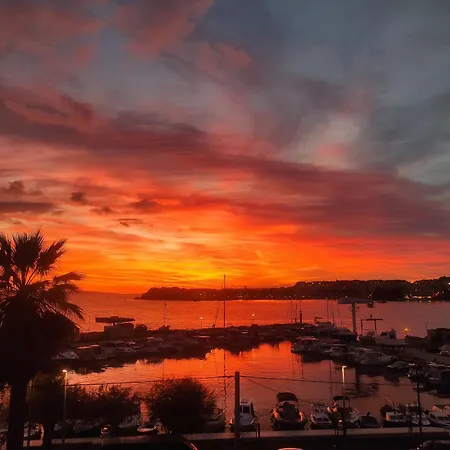 Vivien Апартаменты Подстрана